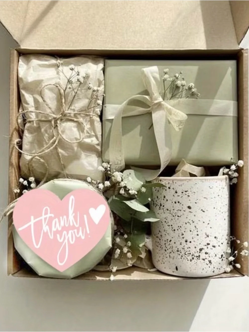 550 pcs Customer Appreciation Bundle - 50 Thank You Cards & 500 Stickers